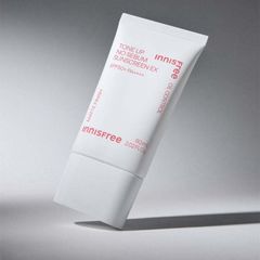 Kem Chống Nắng Innisfree Tone Up No Sebum SPF50/PA++++ 60ml - Kiềm Dầu, Nâng Tông, Dưỡng Da Mịn Màng, An Toàn Cho Mọi Loại Da