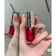 Son Dưỡng Clarins Lip Comfort Oil 7ml Màu 08 Trawberry (Đỏ Cam)