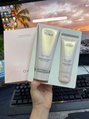 Set Sữa Rửa Mặt Dưỡng Ẩm Ohui Miracle Moisture Cleansing Foam - Giải Pháp Làm Sạch và Cấp Ẩm Hiệu Quả Cho Da Mặt 200ml + 100ml
