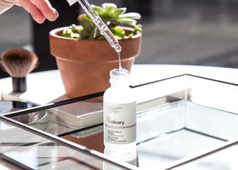 Serum giảm kích ứng dành cho da MỤN The Ordinary Niacinamide 10% + Zinc 1% 60ml 240733