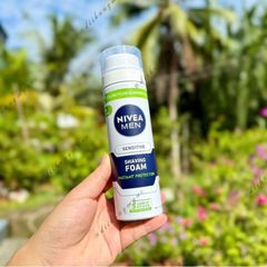 Bọt cạo râu Nivea Men Sensitive 200ml - Bọt cạo cho da nhạy cảm, làm dịu da và giúp cạo sạch râu hiệu quả.