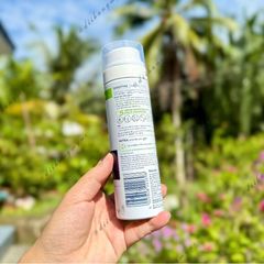 Bọt cạo râu Nivea Men Sensitive 200ml - Bọt cạo cho da nhạy cảm, làm dịu da và giúp cạo sạch râu hiệu quả.