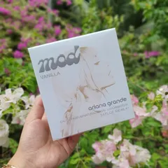 Nước hoa nữ Ariana Grande Mod Vanilla Eau De Parfum EDP 100ml - DiiHangMyUc.