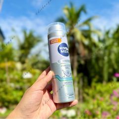 Gel cạo râu Nivea Men Sensitive 200ml - Gel chống kích ứng cho da nhạy cảm, mang đến trải nghiệm cạo mịn màng và thoải mái.