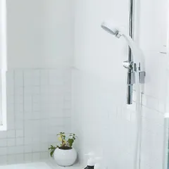Vòi Sen Tắm Takagi WT Nút Dừng - Thiết Kế Hiện Đại Tiết Kiệm Nước, Sản Phẩm Tiện Ích Cho Gia Đình
