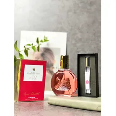 Nước hoa nữ Vanderbilt In Red 10ml - Hương thơm hoa hổ phách mới ra mắt 2023, dịu dàng và quyến rũ.