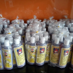 Dầu Xoa Bóp Gia Truyền Hồng Phong 100ml - Hỗ Trợ Giảm Đau Xương Khớp, Thư Giãn Cơ Bắp, Tự Nhiên và An Toàn cho Sức Khỏe.