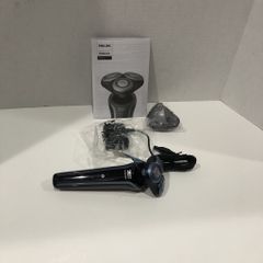 Máy cạo râu Philips Norelco AquaTouch S5767/87 Wet & Dry - Cạo ướt khô, Bảo vệ da, Chạy 50 phút, Duy trì ria mép, Bảo hành 2 năm