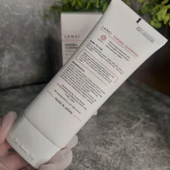 Sữa Rửa Mặt Dịu Nhẹ Lanci Sakura Cleanser - Bọt Mịn Chiết Xuất Hoa Anh Đào Hàn Quốc 100g, Giữ Ẩm & Làm Sáng Da