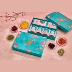 Hộp quà Tết 2025 mẫu tiêu chuẩn  kèm thiệp chúc Tết thương hiệu Nhà Mứt