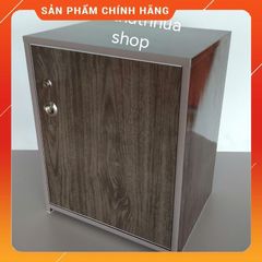 Tủ Đựng Đồ Đa Năng 3 Ngăn Cánh Mở Màu Gỗ Óc Chó Có Khóa - Chất Liệu Nhựa Cao Cấp, Đã Lắp Ráp Sẵn, Tiện Lợi Cho Không Gian Sống
