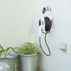 Bộ Cuộn Vòi Tưới Cây Treo Tường 15m Takagi R115CG - Tiết Kiệm Nước, 7 Chế Độ Phun, Dễ Dàng Sử Dụng Cho Khu Vườn Xanh Tươi
