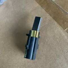 Chổi Than Carbon Brush 921CB cho Máy Xay Sinh Tố Công Nghiệp OmniBlend - Phụ Kiện Chính Hãng, Đảm Bảo Chất Lượng, Hàng Mới 100%
