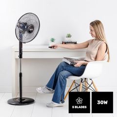 Quạt Đứng Taurus Boreal 16CR Silence - 40cm, 12 Tốc Độ, Điều Khiển Từ Xa, Hẹn Giờ, Ổn Định cho Không Gian Yên Tĩnh