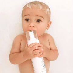 Dầu Gội Ngăn Ngừa Cứt Trâu Cho Trẻ Sơ Sinh & Em Bé Mustela 150ml 278822