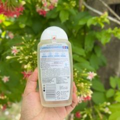 Dung dịch vệ sinh phụ nữ Femfresh 0% Sensitive Wash 250ml - Sạch sẽ, nhẹ nhàng cho da nhạy cảm, thuần chay, dưỡng ẩm, tươi mát 24h