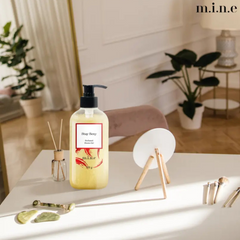 Gel tắm Mine Stay Sexy - Sữa Tắm Hương Nước Hoa Cao Cấp 500g, Giúp Da Sáng Khỏe và Thoải Mái, Phụ Nữ Tự Tin Hơn