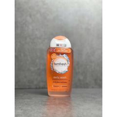 Dung Dịch Vệ Sinh Phụ Nữ Femfresh Daily Wash 250ml - Sạch Khuẩn, Khử Mùi, Dưỡng Ẩm Tự Nhiên, Hàng Nhập Khẩu Anh