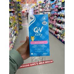 Kem QV Baby Skin Lotion 250ml - Dưỡng ẩm da nhạy cảm, không bết dính, an toàn cho bé, Vitamin B3, được bác sĩ da liễu khuyên dùng