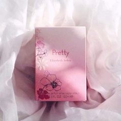 Nước hoa Elizabeth Arden Pretty EDP 100ml - Hương Hoa Cỏ Nữ Tính, Gợi Cảm, Quyến Rũ với Quả Quýt, Hoa Nhài, và Xạ Hương