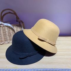 Mũ dạ ép dáng cụp giữ ấm thời trang và cổ điển