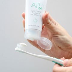 Kem Đánh Răng AP24 Nuskin 110gr - Sáng Răng, Không Ê Buốt, Nhập Khẩu Từ Mỹ, Chăm Sóc Răng Miệng An Toàn, Hơi Thở Thơm Mát