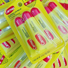 Son Dưỡng Môi Carmex Classic Lip Balm 10g - Bảo Vệ và Dưỡng Ẩm Môi Khô Nứt Nẻ, Cảm Giác Dịu Mát, Tiện Lợi Khi Mang Theo
