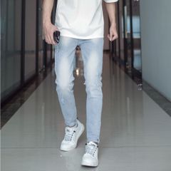 Quần Jean Rách Gối Nam Slimfit Co Giãn Màu Xanh Nhạt Pon.mens - Chất Denim 98% Cotton, Phong Cách Thời Trang Thể Hiện Ấn Tượng