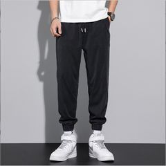 Quần Jean Jogger Nam Màu Đen - Thêu Logo, Cạp Chun, 100% Cotton Siêu Mềm, Phong Cách Thể Thao, Thời Trang Nam