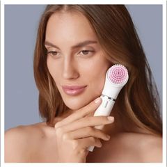 Bộ làm đẹp Braun Silk-épil 9 - Máy tẩy lông khô & ướt với 8 phụ kiện, công nghệ MicroGrip, phù hợp cho mặt và body, làn da mịn màng lâu dài.