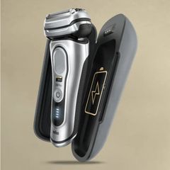 Hộp sạc di động Braun PowerCase cho máy cạo râu Series 8 & 9 Pro - Tăng thời gian cạo râu lên đến 6 tuần, sạc tiện lợi mọi lúc, mọi nơi