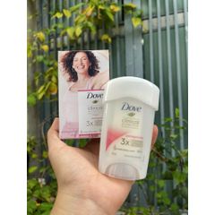 Lăn Khử Mùi Dove Lựu 45ml - Kháng Khuẩn, Dưỡng Ẩm, Không Gây Kích Ứng Da Nhạy Cảm, Đem Lại Hương Thơm Tươi Mát 96 Giờ
