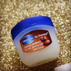 Son Dưỡng Môi Vaseline 7G - Hương Cacao Nguyên Chất, Dưỡng Ẩm, Bảo Vệ Môi Khỏi Khô Nứt, Sản Phẩm Chăm Sóc Môi Mỹ Phẩm Cao Cấp