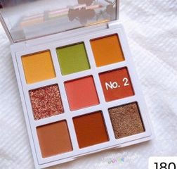 Phấn Màu Mắt Novo Vỏ Kim Tuyến - Chất Phấn Mịn, Độ Bám Màu Tốt, Phong Cách Sang Trọng Cho Buổi Tiệc & Sự Kiện