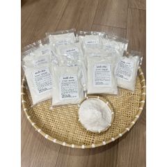 Gói 1kg Muối Hầm Sa Huỳnh Quảng Ngãi - Vị Mặn Dịu, Thủ Công Bằng Than Củi, 100% Tự Nhiên, Gia Vị Chuyên Dùng Trong Ẩm Thực