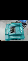Đế Sạc Nhanh Total TFCLI20411 Chính Hãng - Sạc Pin 20V Hỗ Trợ 220V-240V, Thời Gian Sạc Nhanh 0,5-1 Giờ