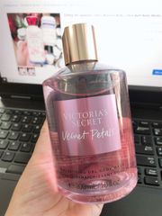 Sữa Tắm Victoria's Secret 300ml - Velmet Petals