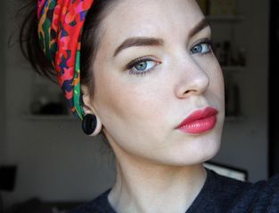 Son Siêu Mịn Nyx Professional Makeup High Voltage Lipstick 2.5g Ragstoriches