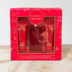 Set nước hoa nữ Elizabeth Arden Red door gồm 1 chai 100ml + 1 body lotion 100ml + sữa tắm 100ml