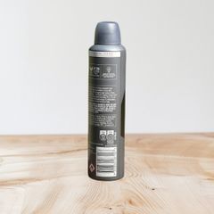 Xịt khử mùi cho nam giới Dove Men + Care Invisible Dry 72H 250ml