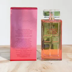 Nước hoa nữ Elizabeth Arden Red Door Revealed 100ml - Hương nước hoa quyến rũ, phong cách hiện đại thích hợp cho mọi dịp