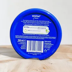 Kem dưỡng ẩm Nivea Creme 150ml 297435
