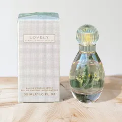 Nước hoa nữ Sarah Jessica Parker Lovely EDP 30ml - Hương thơm ngọt ngào, nữ tính, hoàn hảo cho mọi dịp sử dụng