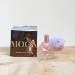 Nước hoa nữ Ariana Grande Moonlight EDP 100ml - Hương thơm quyến rũ, phù hợp cho mọi dịp, quà tặng đặc biệt cho fan.