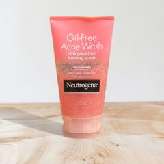 Sữa rửa mặt Neutrogena Oil Free Acne Wash Pink Grapefruit Foaming Scrub