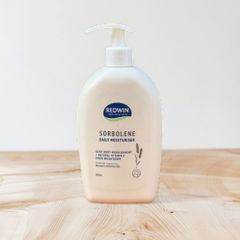 Kem dưỡng ẩm đa năng Redwin Sensitive Skin Sorbolene 550ml