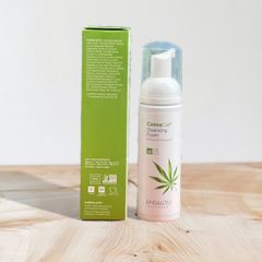 Sữa rửa mặt chiết xuất từ hạt cây gai dầu Andalou Naturals Cannacell Cleansing Foam 163ml
