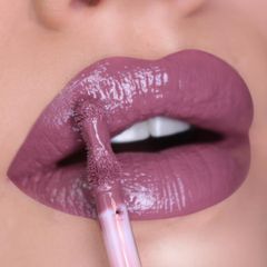Son Kem Bóng Nyx Slip Tease Full Color - Son Môi Bóng Satin Dưỡng Ẩm, Màu Sắc Rực Rỡ, Phù Hợp Mọi Dịp, Mùi Vanilla Ngọt Ngào