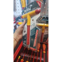 Tay Vặn Chữ T Cách Điện Total THITH121 1/2 Inch - Dụng Cụ Siết Mở Bu Lông Đai Ốc An Toàn 1000V cho Ngành Điện và Cơ Khí