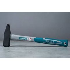 Búa Đóng Đinh TOTAL THMH621000 1Kg Đầu Vuông & Dẹp - Dụng Cụ Tiện Ích Thép Carbon 45° Chịu Nhiệt